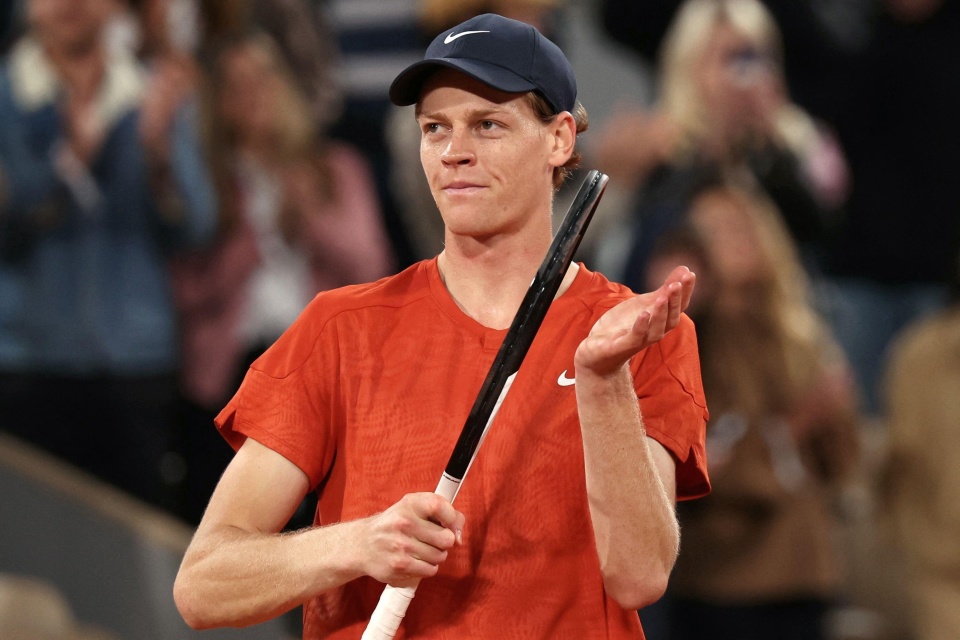 家队战袍下 家队战袍下