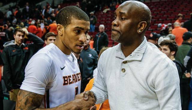 牌联名单日 牌联名单日